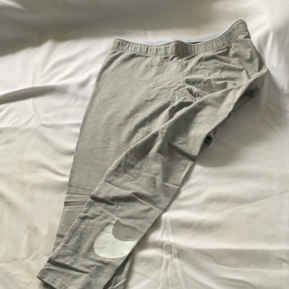 Nike leggings